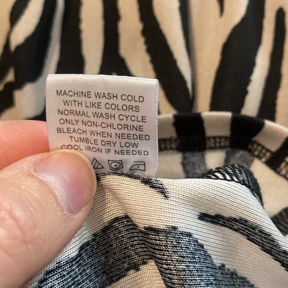 Beacon Zebra Print Flutter Sleeve Top - Picture 7 of 11